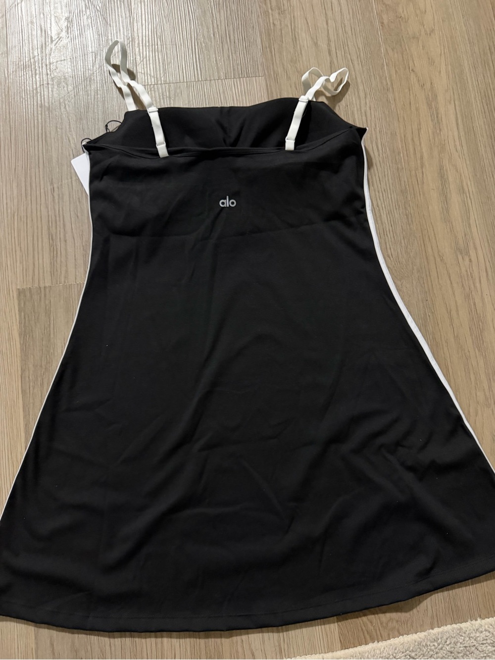 ALO Yoga Black Mini Dress with White Trim - Picture 4 of 4
